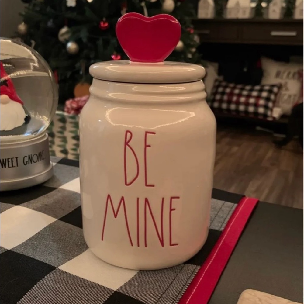 Rae Dunn Valentine’s “Be Mine” Canister w/ Topper
